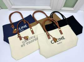 Picture of Celine Handbags _SKUfw225667089fw